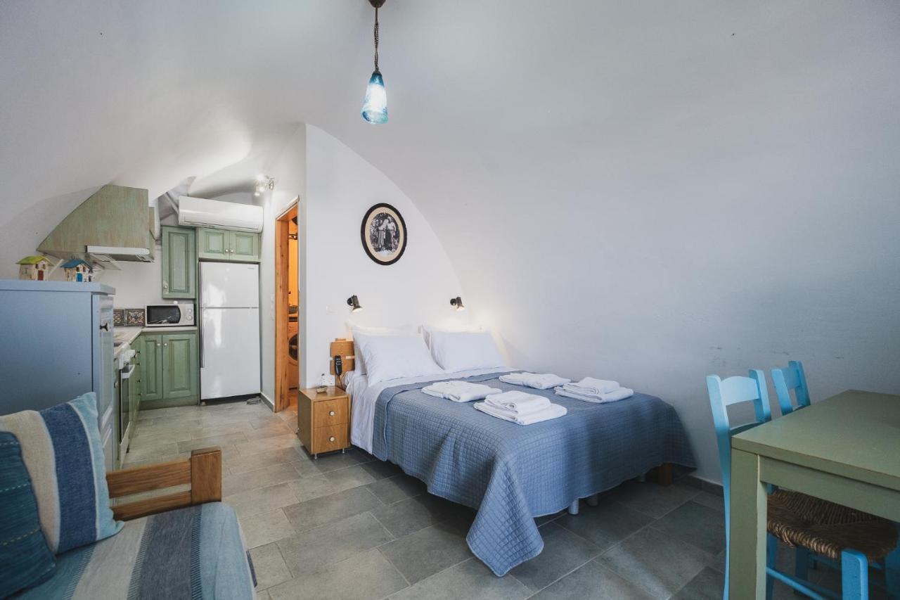 Karavos View - An Artists' Hideaway Paradise Kalyves Exterior photo