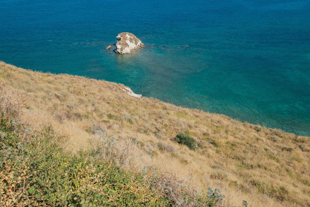 Karavos View - An Artists' Hideaway Paradise Kalyves Exterior photo